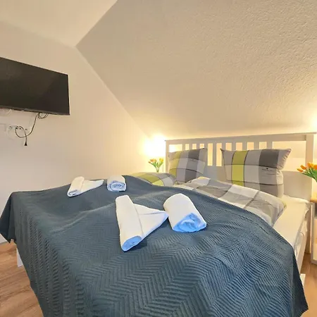 Friesenkate Steuerbord Ferienhaus Hagermarsch